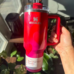 Stanley Valentine's Day 40 oz Stainless Steel H2.0 Flowstate Quencher Tumbler Rouge Heart Gradient