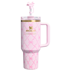 Stanley 1913 x LoveShackFancy Holiday Quencher® H2.0 FlowState™ Tumbler